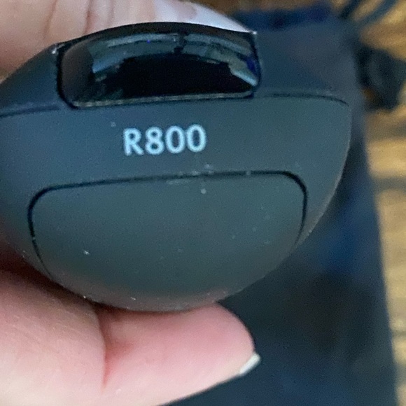 Logitech R800 Pro Presentation Remote - Picture 3 of 5